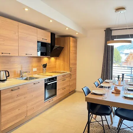 Moderne Aux Gets Avec Parking Et Wifi Proche Centre - Fr-1-623-133 Apartment Les Gets